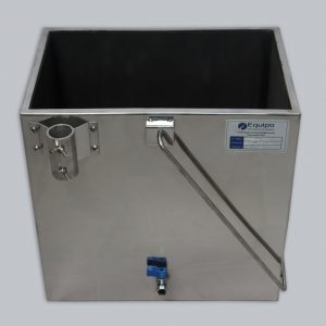 Caixa para banho de gelo em aço inox 304, 230x350x350mm, isolamento térmico interno, dreno lateral inferior, alça para transporte, suporte lateral para conexão de termopar, 4 pés com amortecimento para alta carga, montagem anti-vazamento.